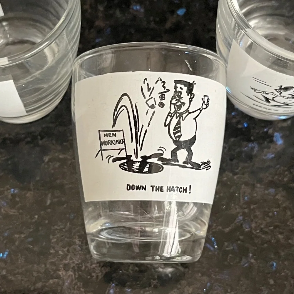 Vintage Anchor Hocking 4 Shot Glass Glasses Set Novelty Barware